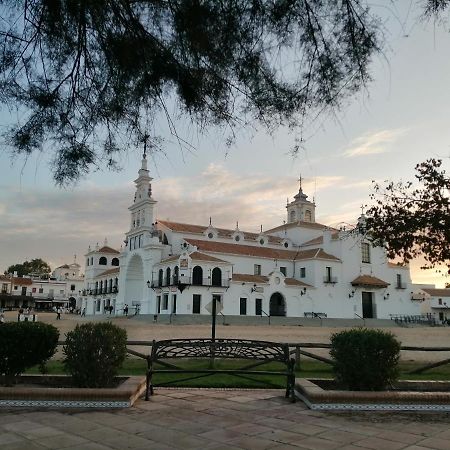 Avda Canaliega Puente Del Rey El Rocio Luaran gambar